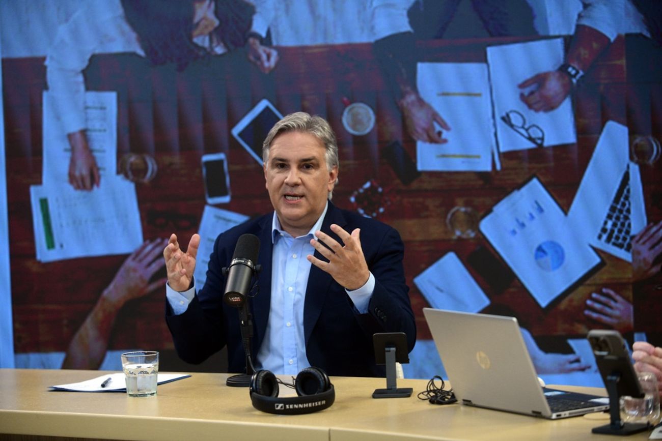 El gobernador de Córdoba, Martín Llaryora, en La Voz en Vivo.